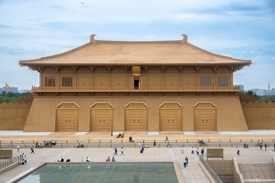 The reconstructed Danfeng Gate of Daming Palace in Xi'an, seen head-on across the heritage park plaza.